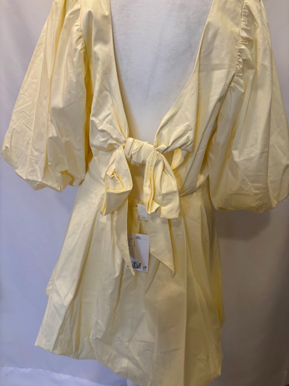 NWT H&M Coctail Light Yellow Color Dress - Size Large - Picture 8 of 16